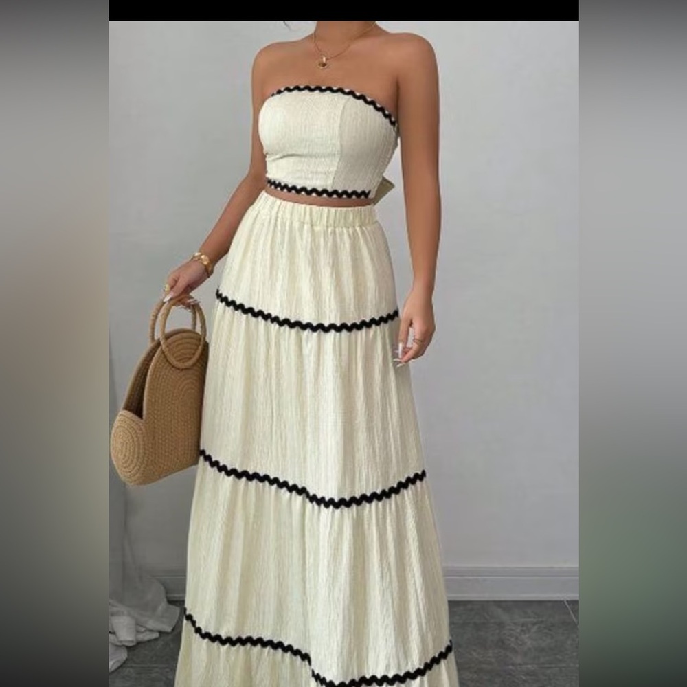Elegant Cream and Black Strapless Dress